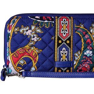 Vera Bradley Iconic RFID Accordion Wristlet (Romantic Paisley) Wristlet Handbags